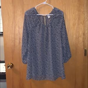 Black and white blouse